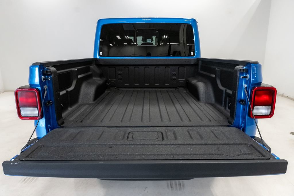 New 2026 Jeep Gladiator Sport image 24