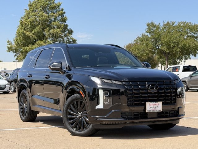Used 2024 Hyundai Palisade Calligraphy AWD/4WD image 2