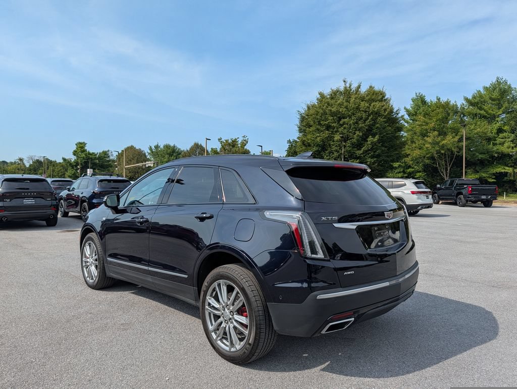 Used 2022 Cadillac XT5 Sportv w/ Technology Package AWD/4WD image 8