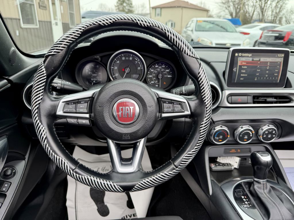 Used 2019 FIAT 124 Spider Classica w/ Technology Group image 15