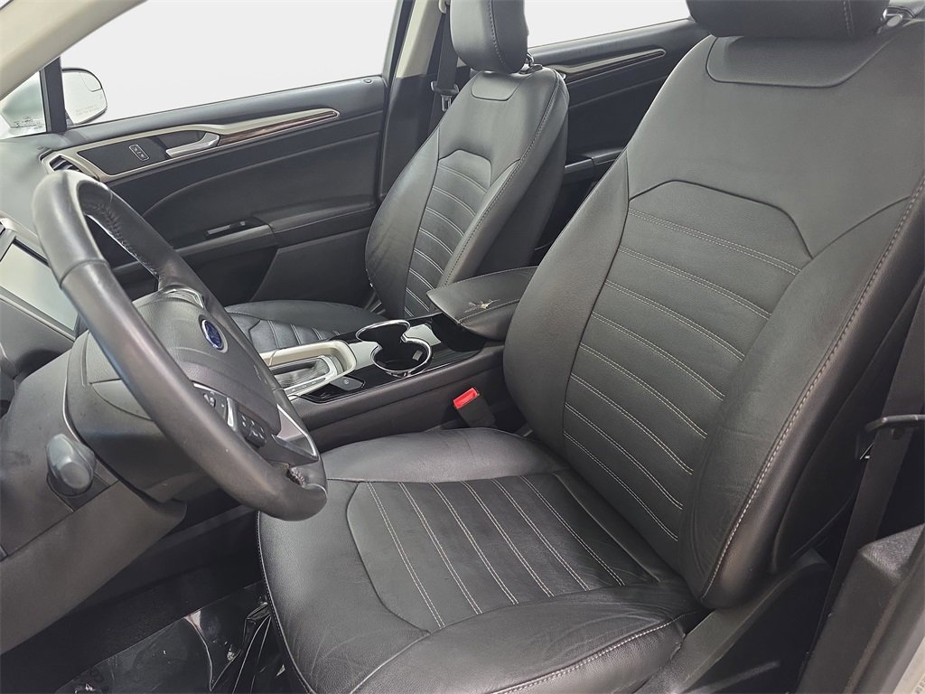 Used 2014 Ford Fusion SE w/ Equipment Group 202A image 14