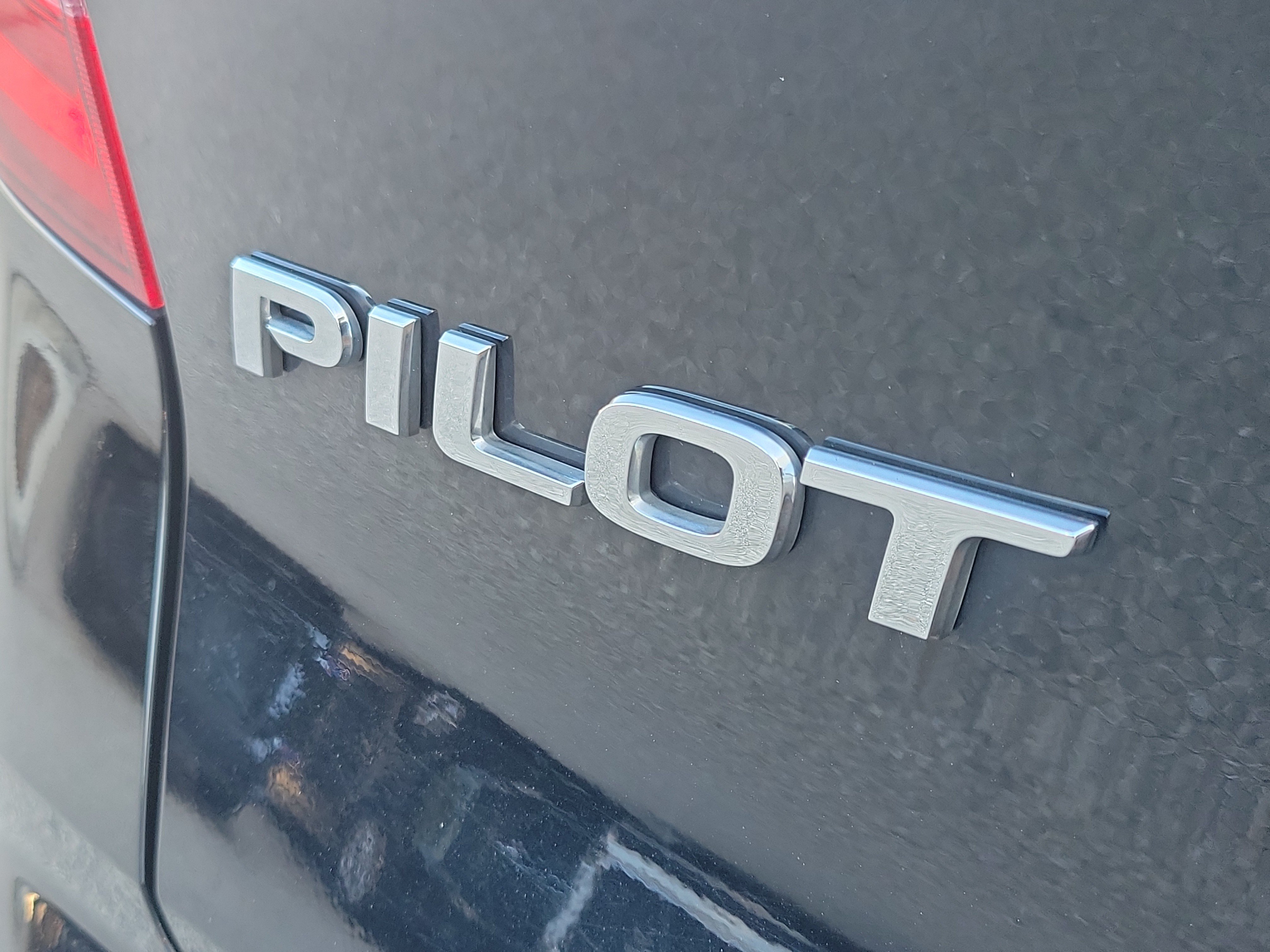 Used 2021 Honda Pilot EX-L image 8