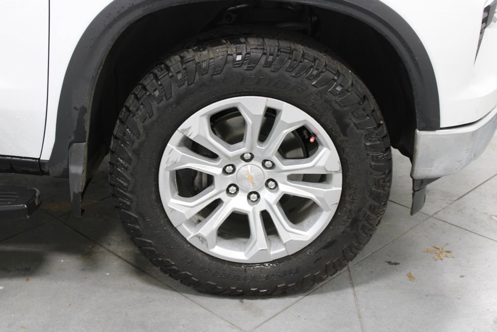 Used 2024 Chevrolet Silverado 1500 LTZ image 14