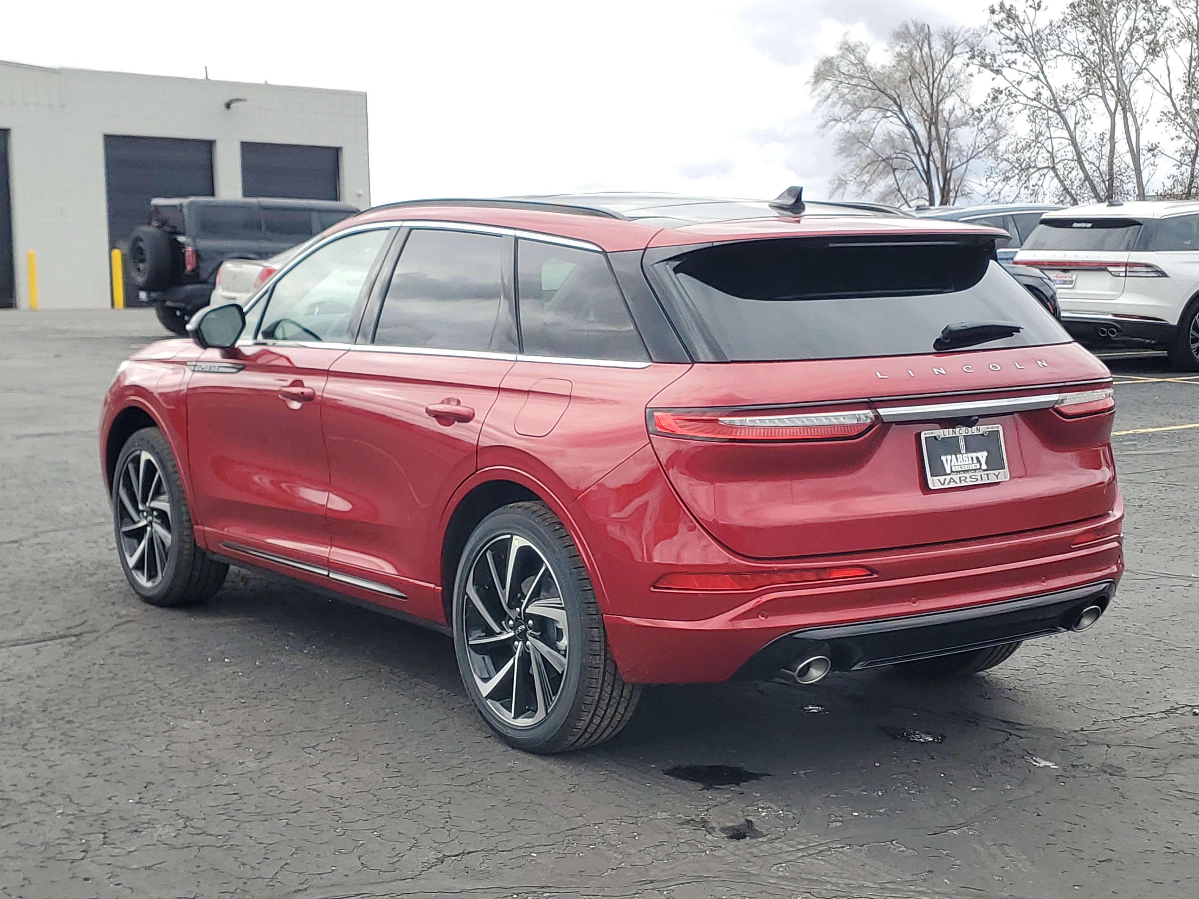 New 2026 Lincoln Corsair Grand Touring image 3