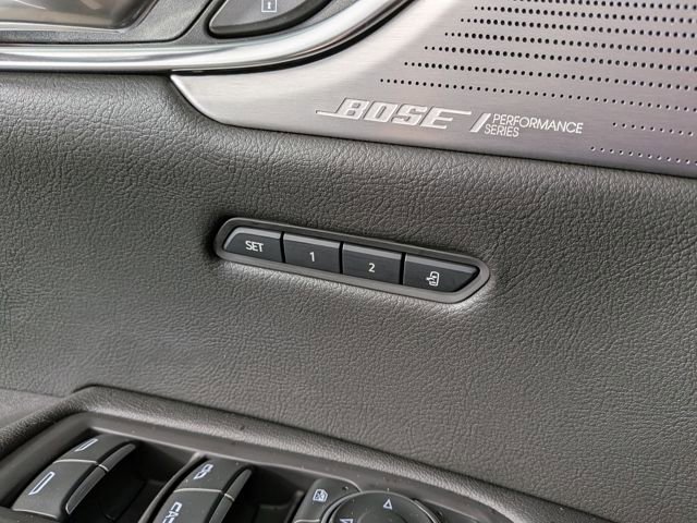 Certified 2022 Cadillac XT5 Premium Luxury FWD image 12