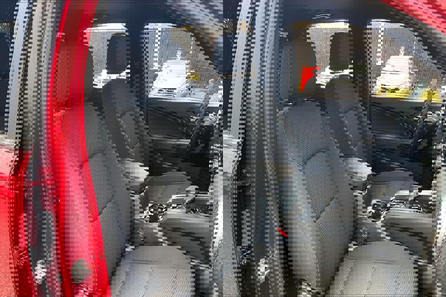 Used 2024 Chevrolet Colorado LT w/ LT Convenience Package image 9