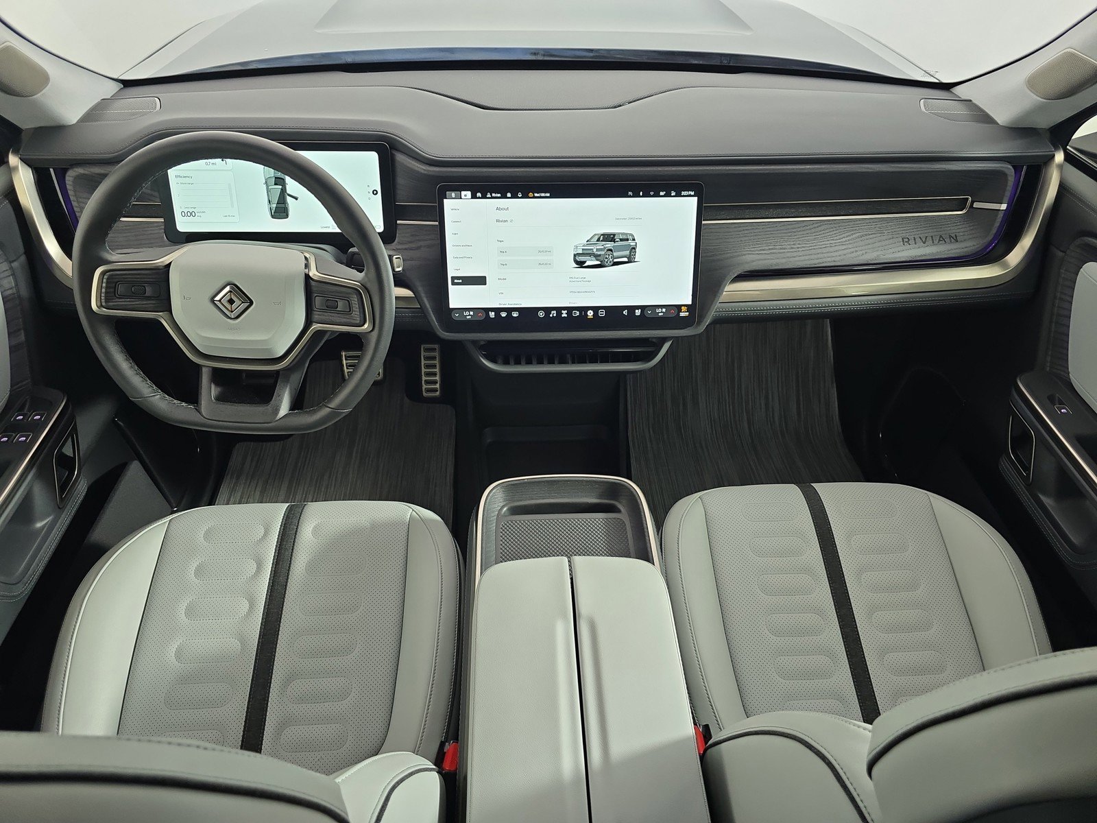 Used 2024 Rivian R1S Adventure AWD/4WD image 27