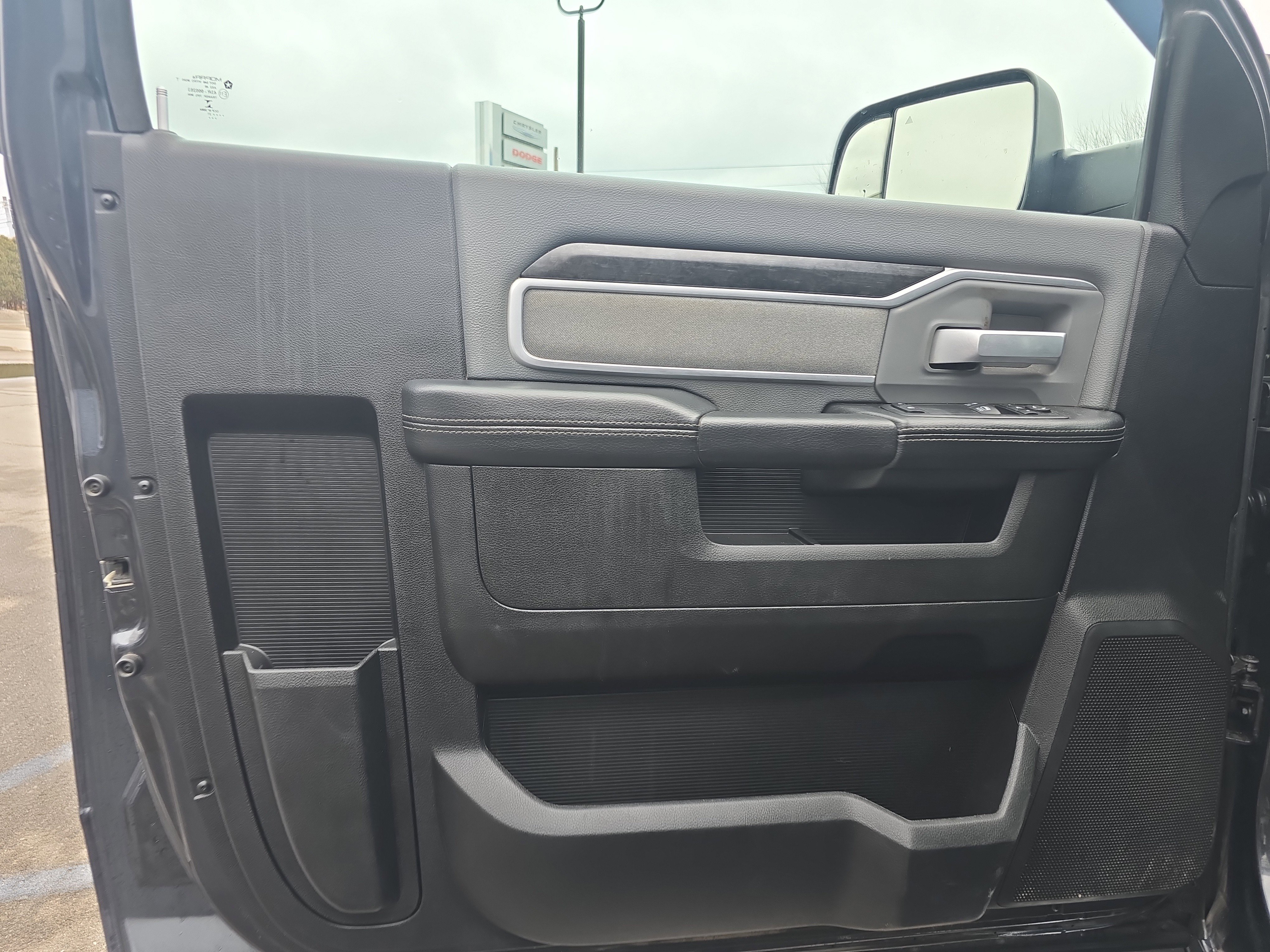 Used 2021 RAM 3500 Big Horn w/ Level 2 Equipment Group image 17