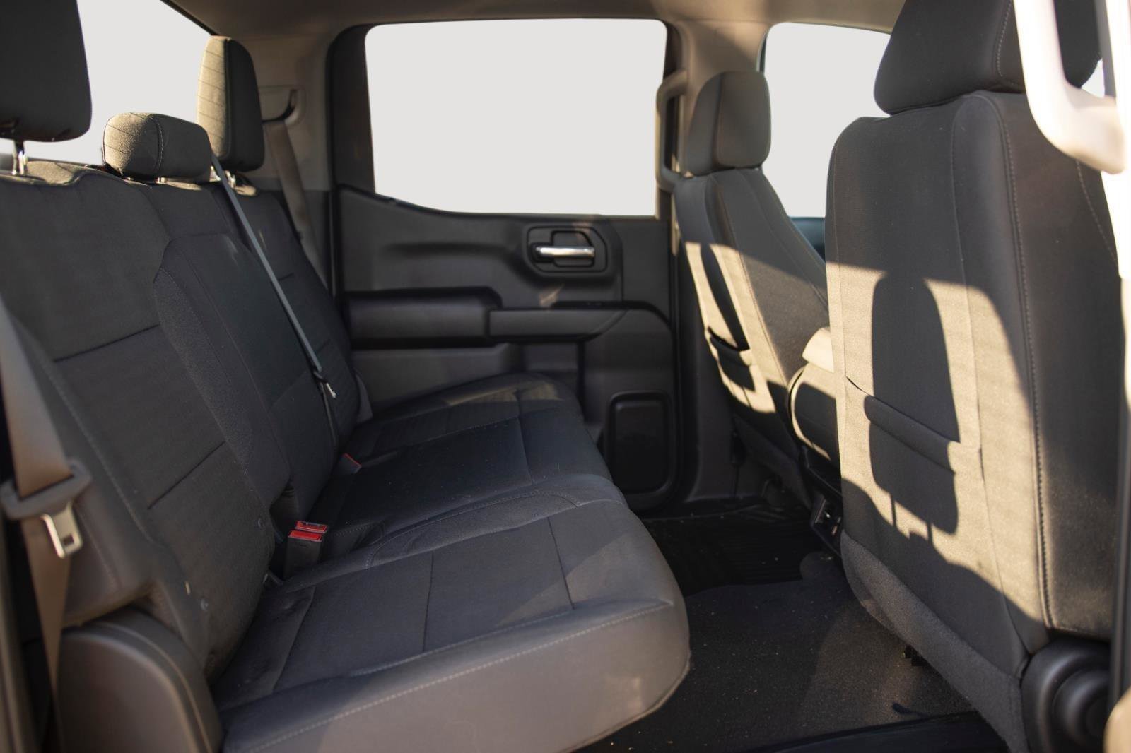 Used 2025 Chevrolet Silverado 1500 Custom image 13