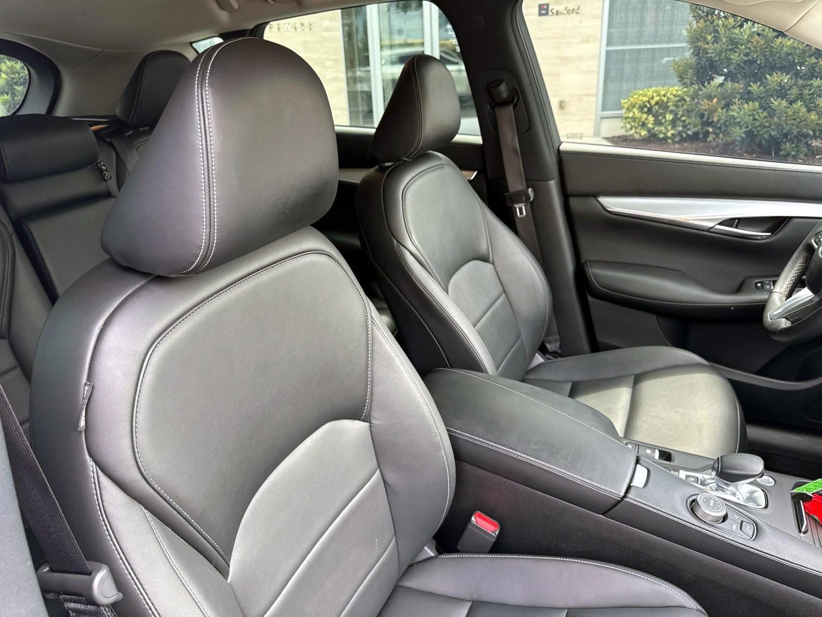 Used 2021 INFINITI QX50 Luxe w/ Accent Package image 14