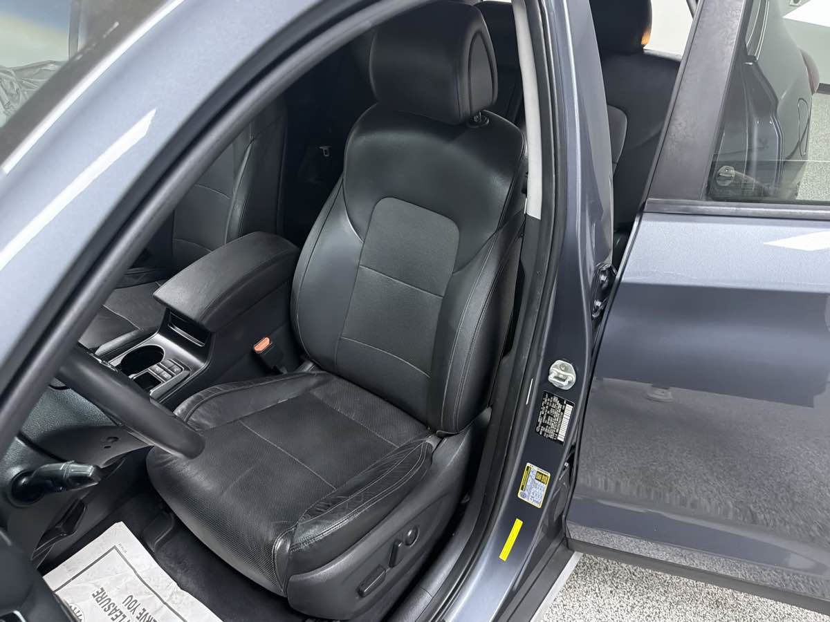 Used 2017 Hyundai Tucson Limited w/ Limited Ultimate Package 03 FWD image 12