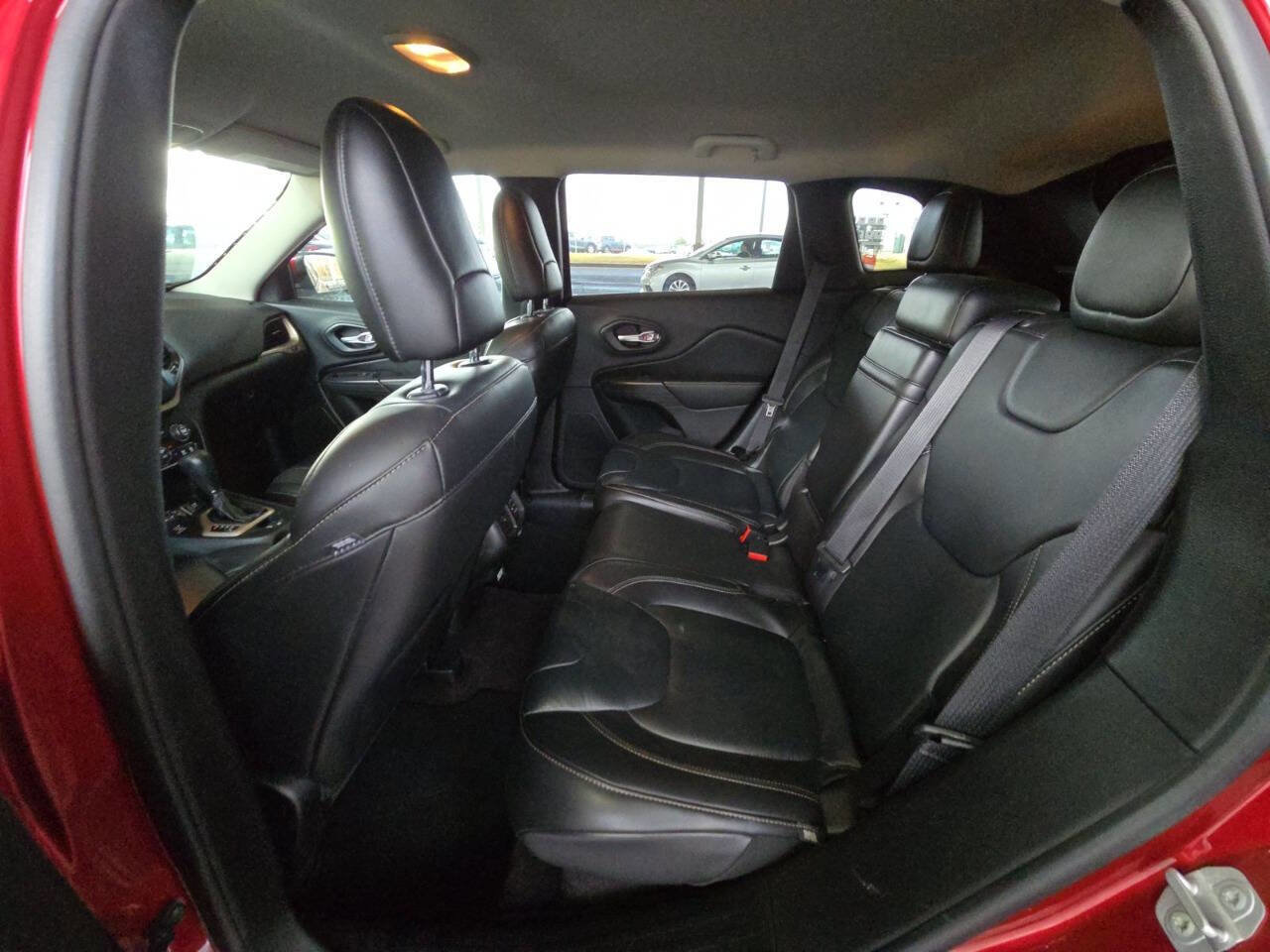 Used 2016 Jeep Cherokee High Altitude image 9
