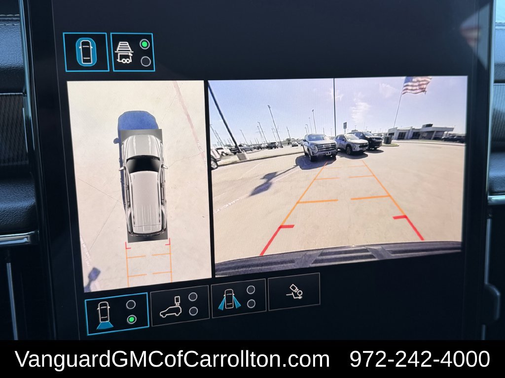 Used 2025 GMC Yukon Elevation w/ LPO, Yukon Black Package AWD/4WD image 18