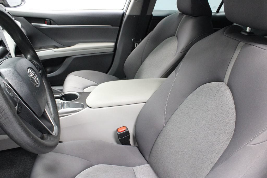 Used 2024 Toyota Camry LE FWD image 23