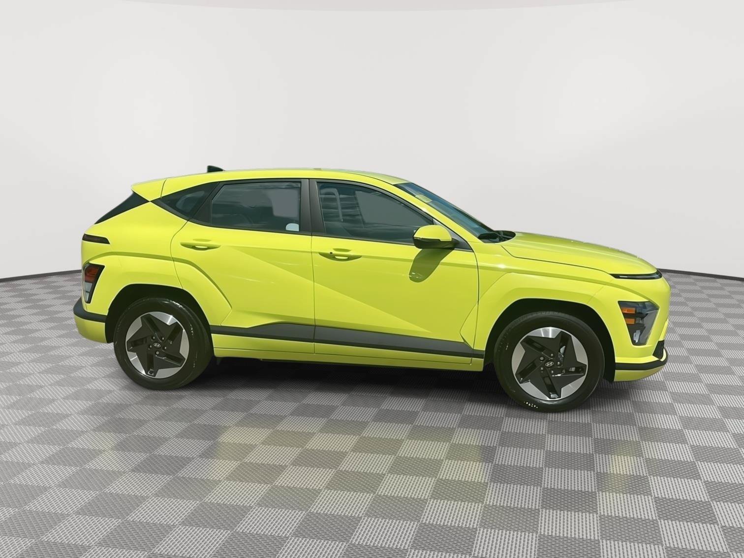 Certified 2024 Hyundai Kona SE FWD image 4
