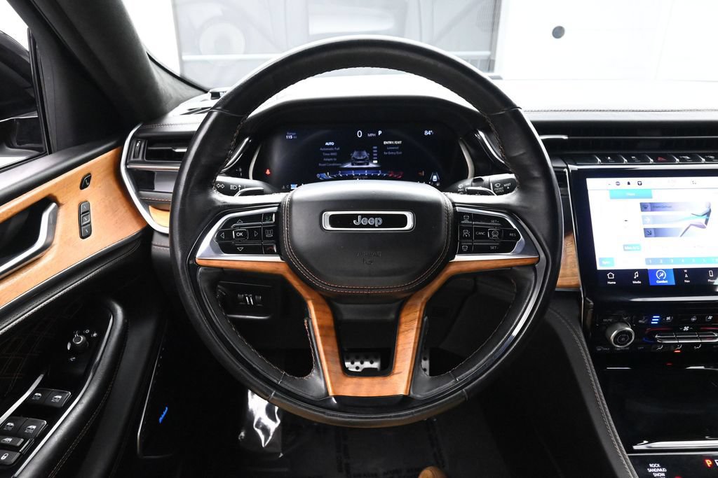 Used 2022 Jeep Grand Cherokee Summit AWD/4WD image 28