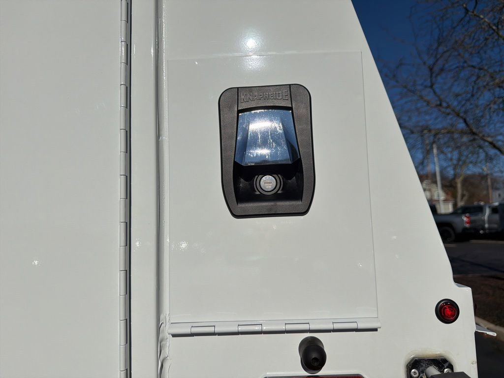 New 2025 Chevrolet Express 3500 w/ Power Convenience Package image 32