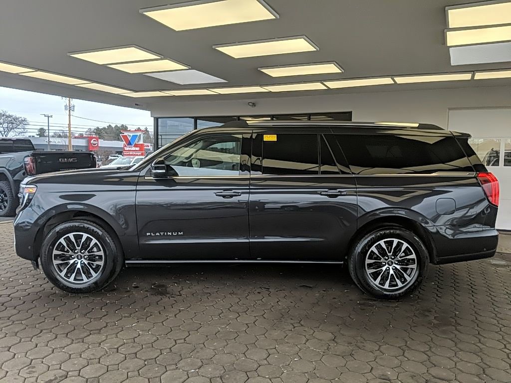 Used 2025 Ford Expedition Max Platinum image 10
