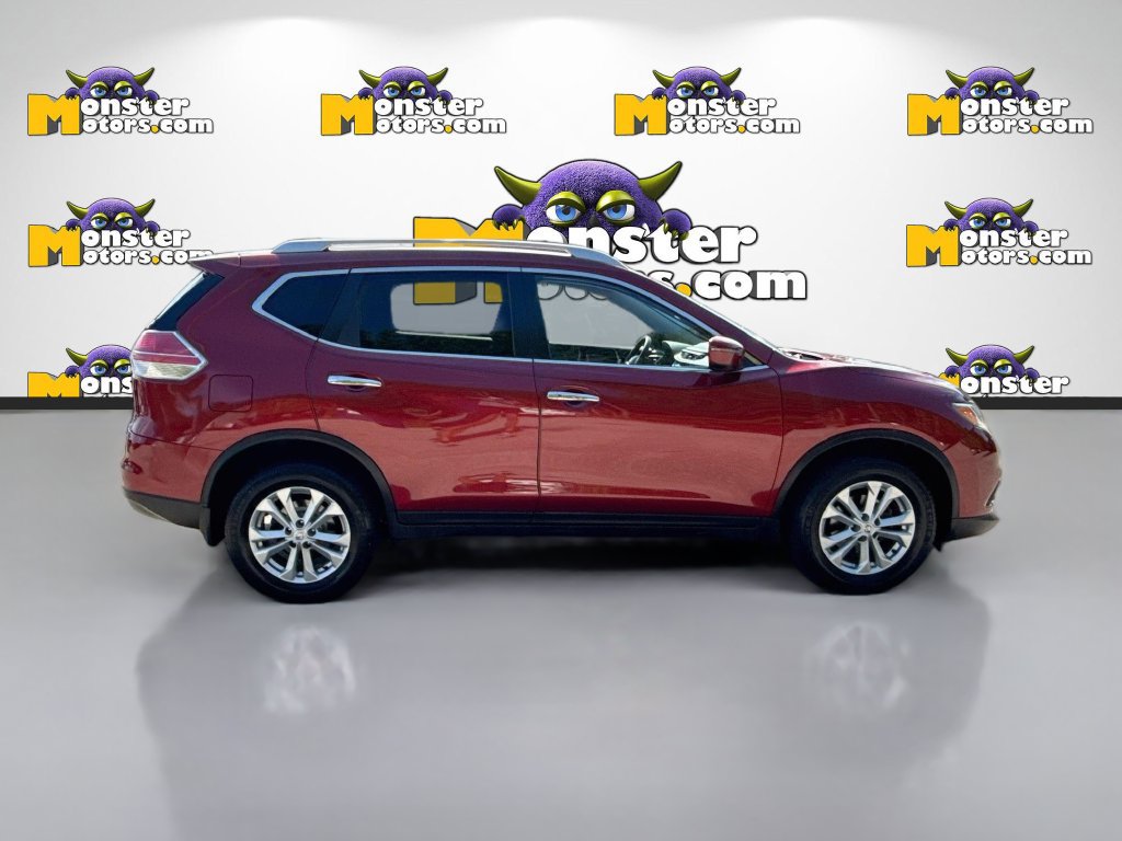 Used 2016 Nissan Rogue SV AWD/4WD image 4