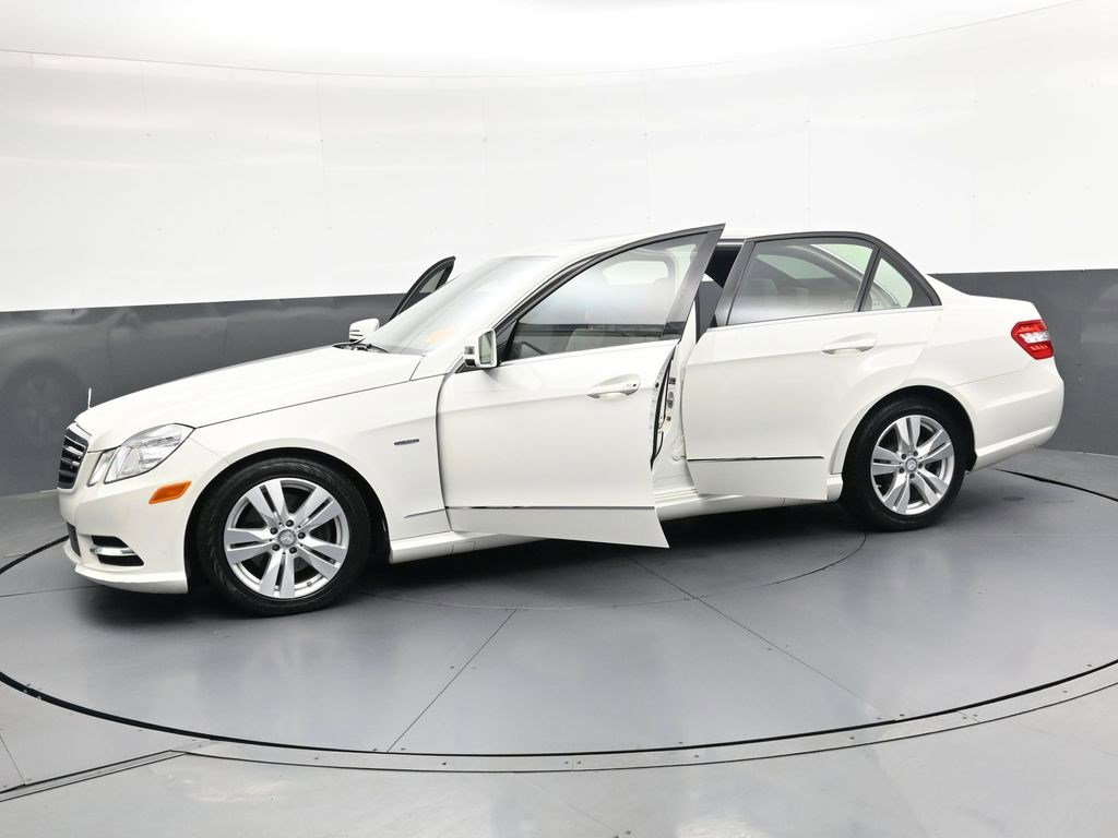 Used 2012 Mercedes-Benz E 350 BlueTEC Sedan image 39