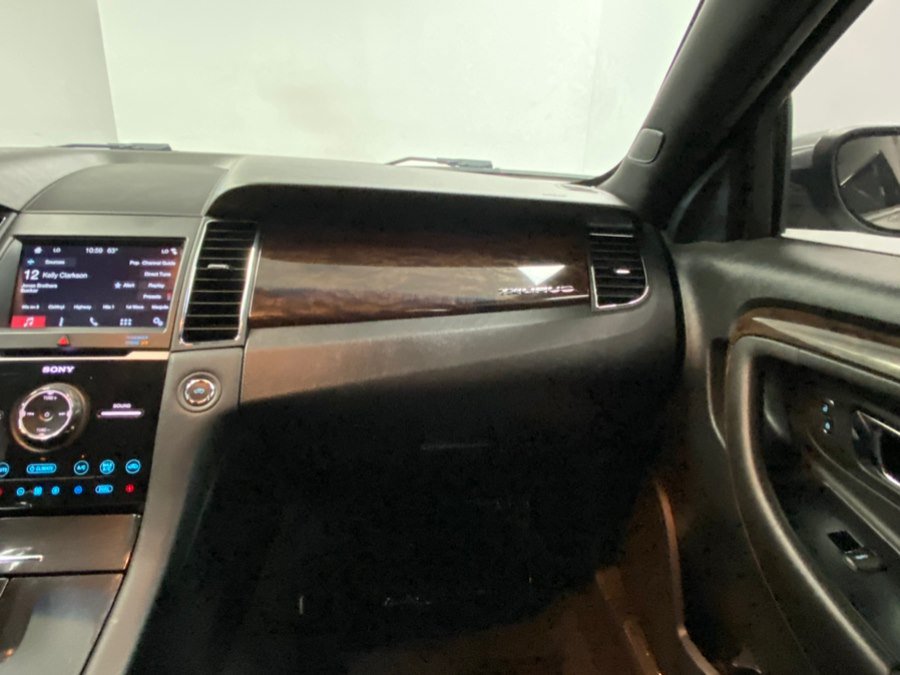 Used 2019 Ford Taurus Limited FWD image 24