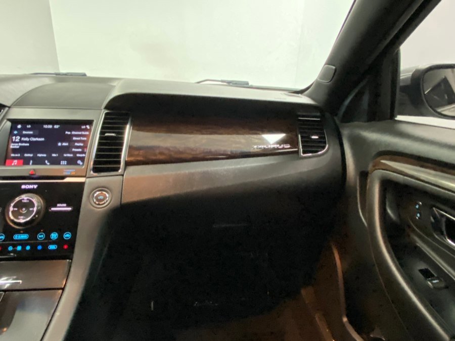 Used 2019 Ford Taurus Limited FWD image 24