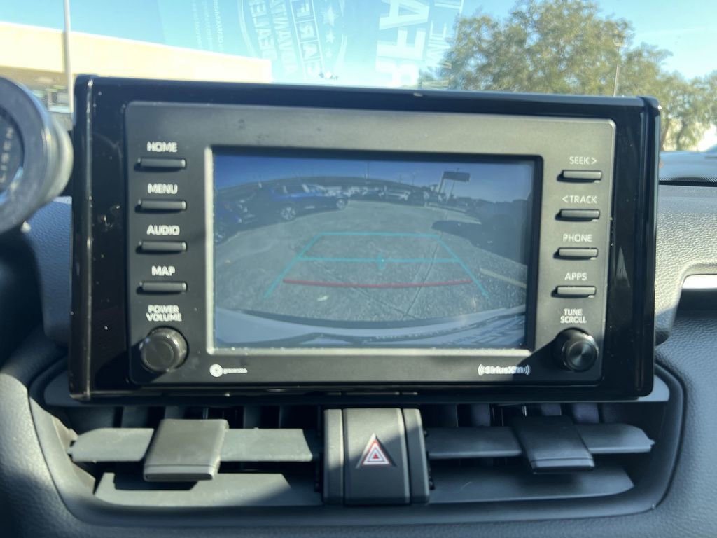 Used 2021 Toyota RAV4 XLE image 21