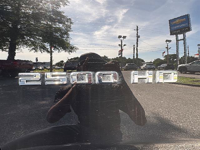 Used 2025 Chevrolet Silverado 2500 LT w/ Convenience Package AWD/4WD image 12