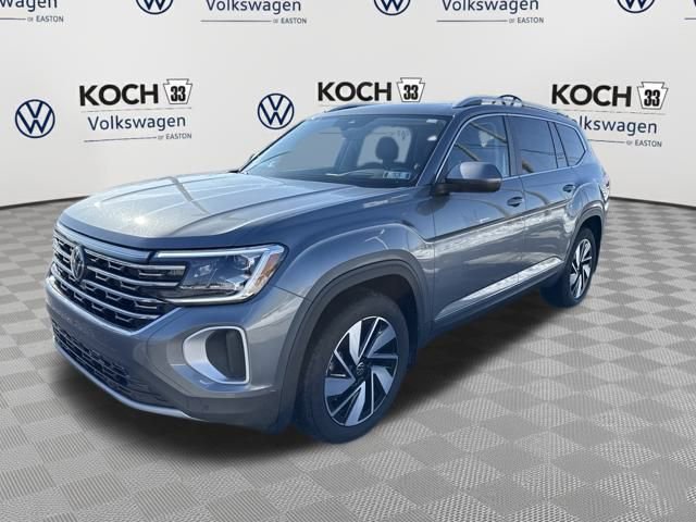 Used 2025 Volkswagen Atlas SEL image 3