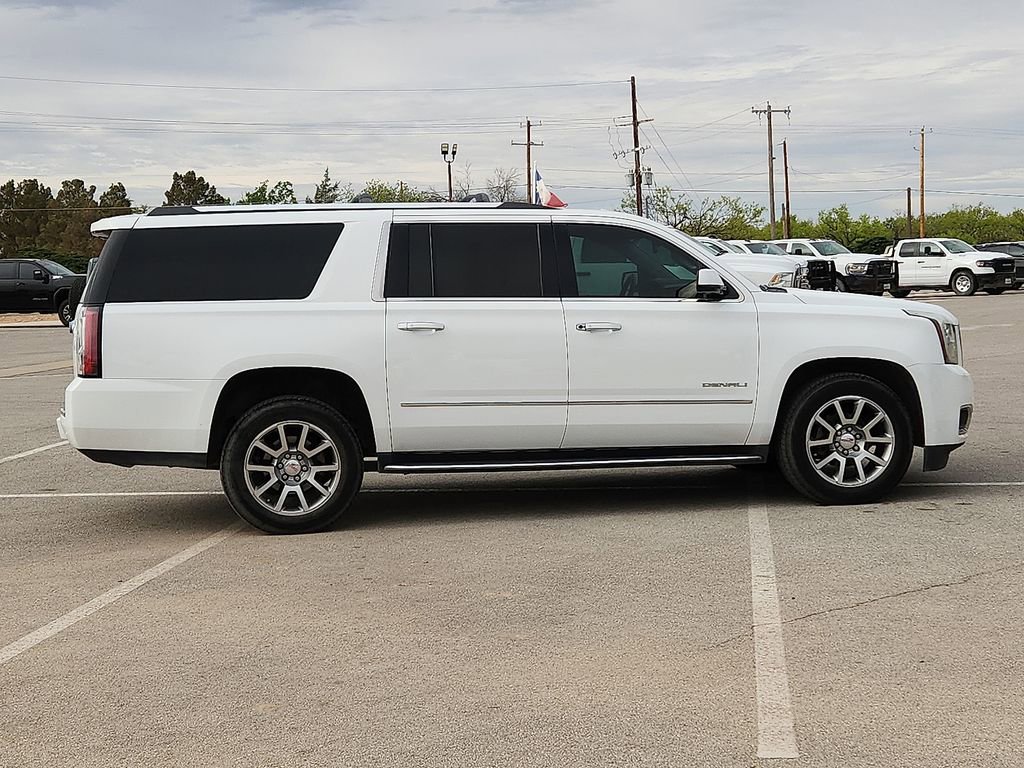 Used 2019 GMC Yukon XL Denali image 5