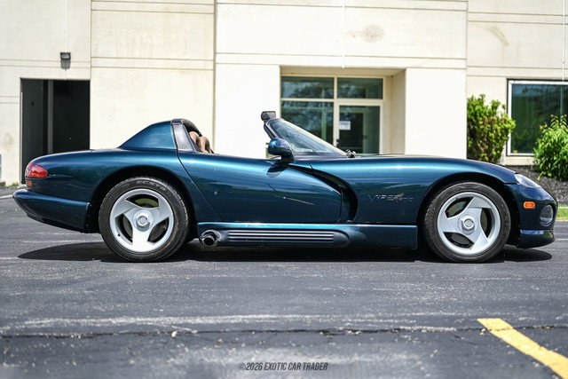 Used 1995 Dodge Viper RT/10 RWD image 9