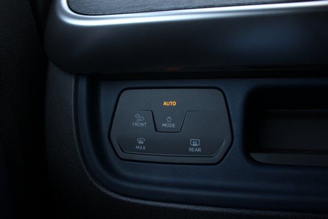 New 2025 Volkswagen ID. Buzz Pro S image 16