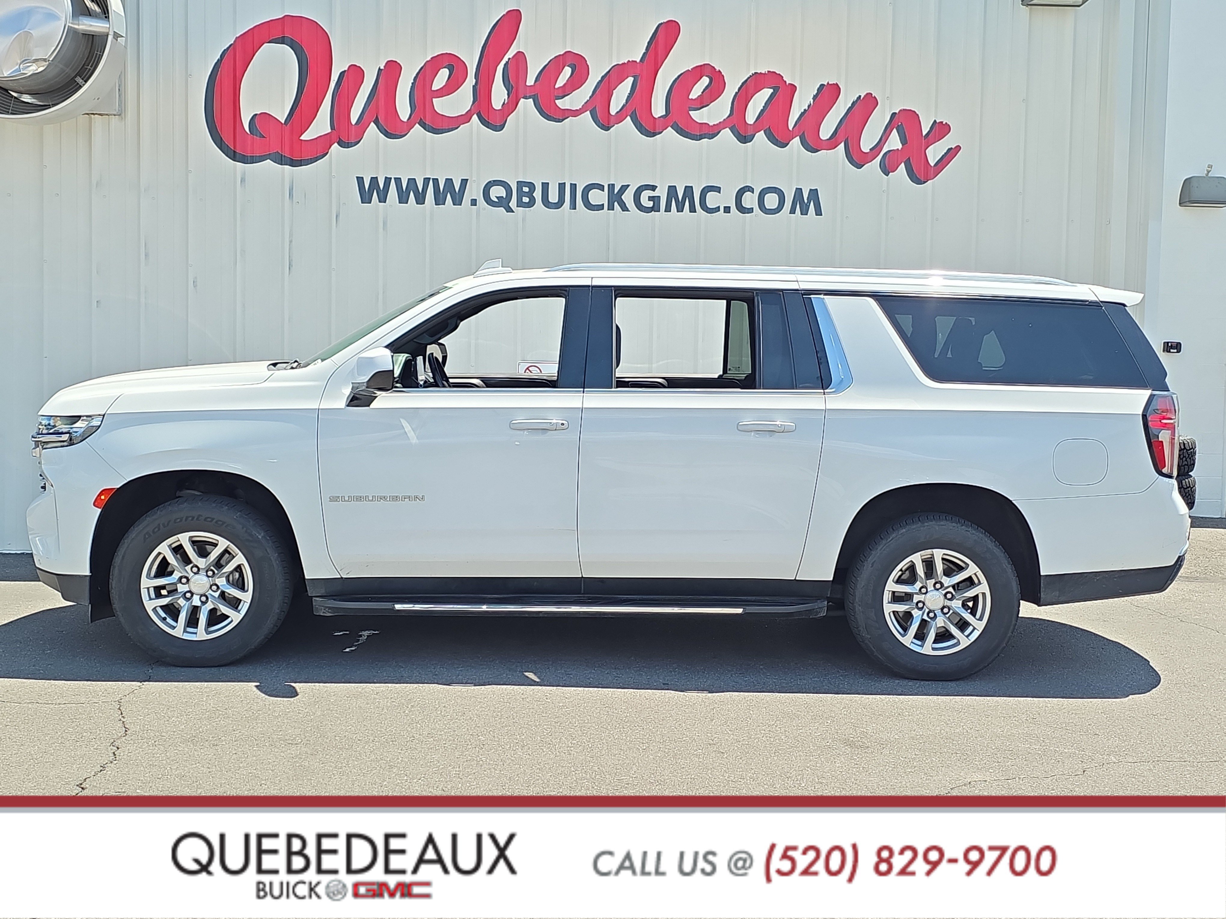 Used 2022 Chevrolet Suburban LT RWD image 4