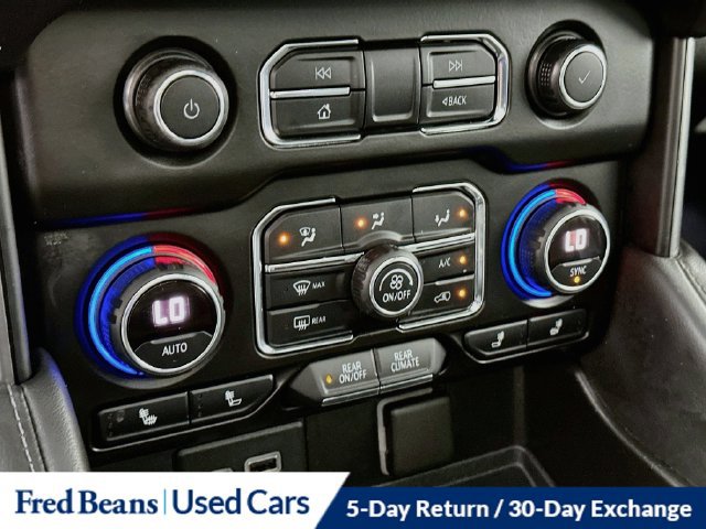 Used 2021 Chevrolet Tahoe LT w/ LT Signature Package AWD/4WD image 22