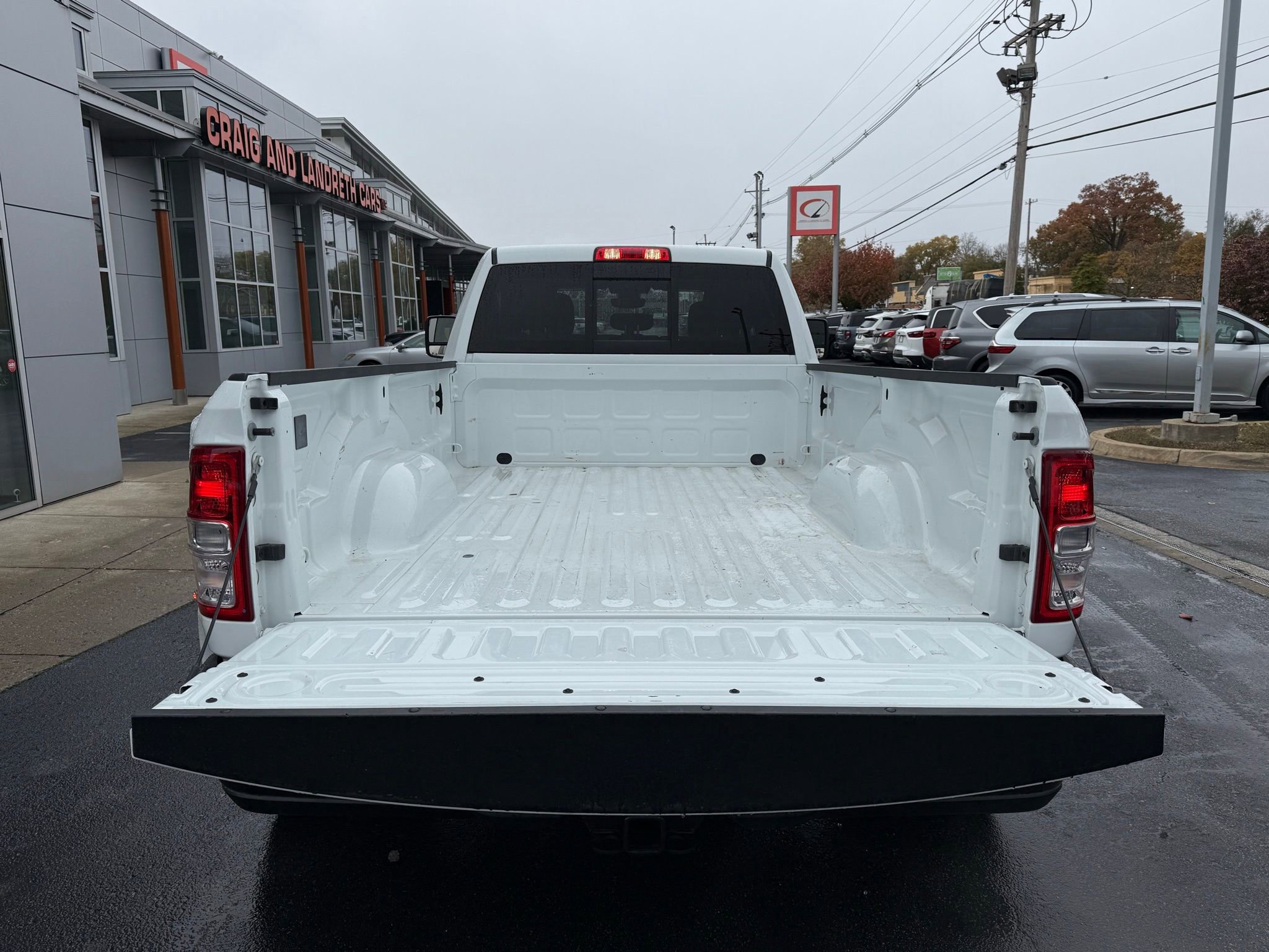 Used 2024 RAM 3500 Tradesman w/ Convenience Group image 11