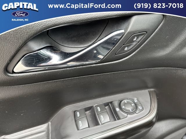 Used 2018 GMC Acadia SLT FWD image 21