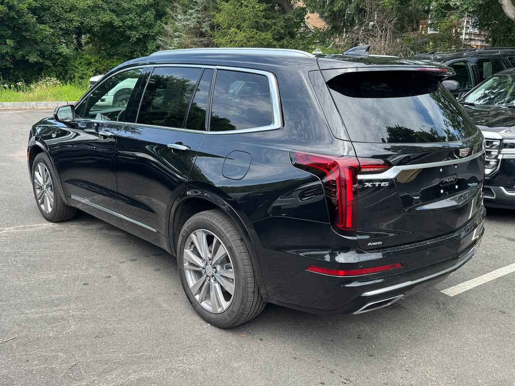 Used 2023 Cadillac XT6 Premium Luxury AWD/4WD image 6