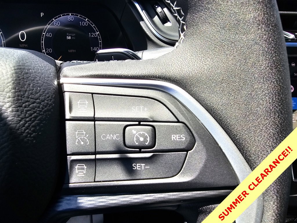 New 2025 Jeep Grand Cherokee L Altitude image 17