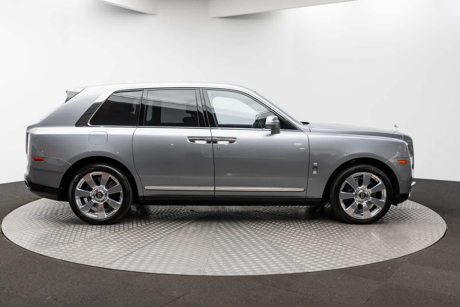 Certified 2022 Rolls-Royce Cullinan AWD/4WD image 49