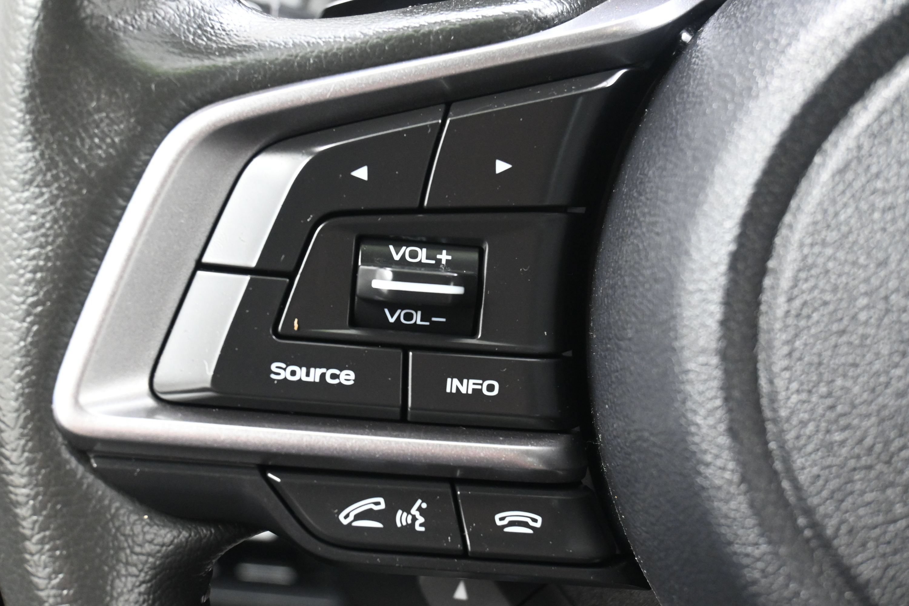 Used 2023 Subaru Forester Limited AWD/4WD image 27