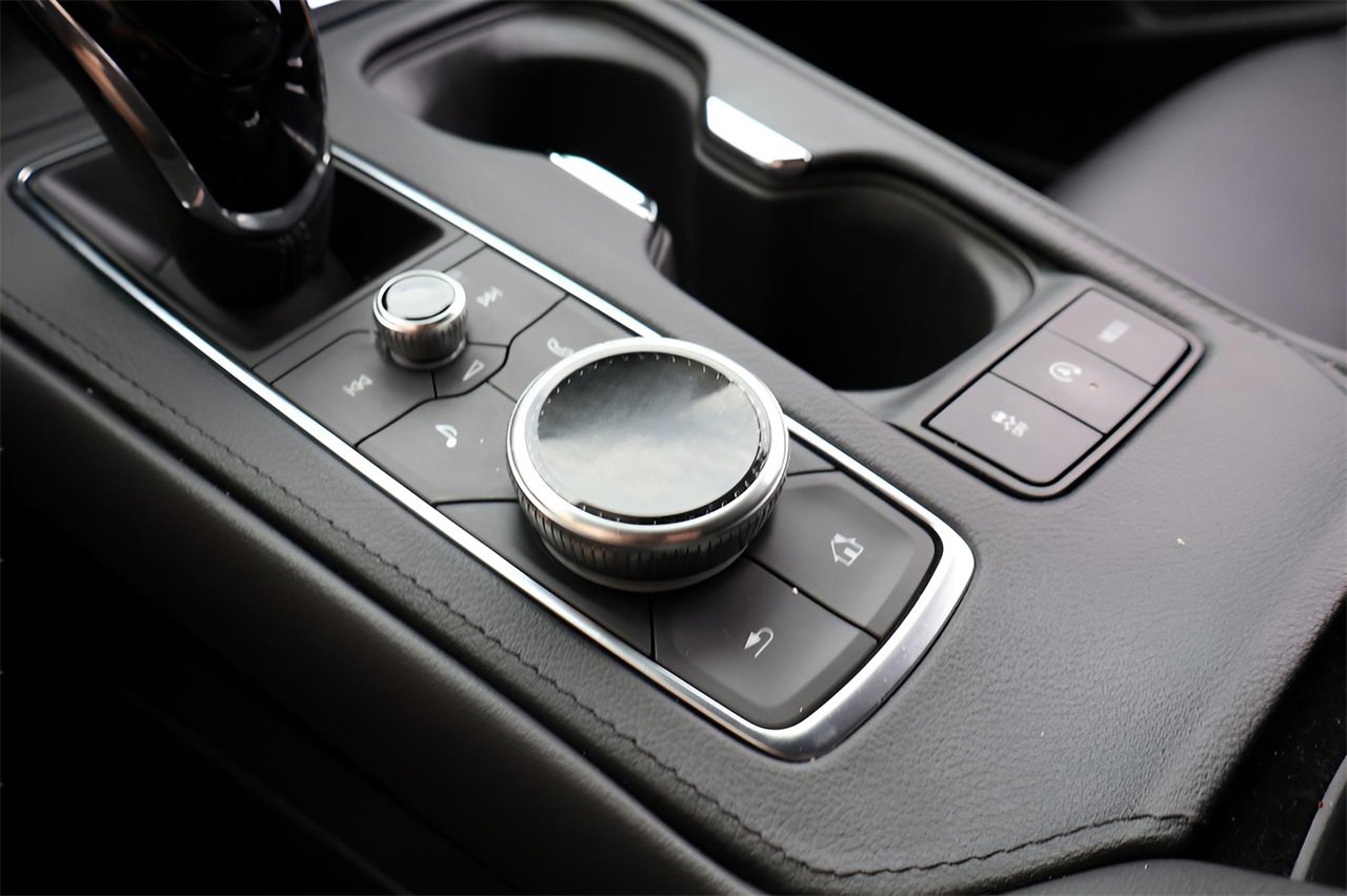 Certified 2023 Cadillac XT4 Sport w/ Enhanced Visibility Package image 21