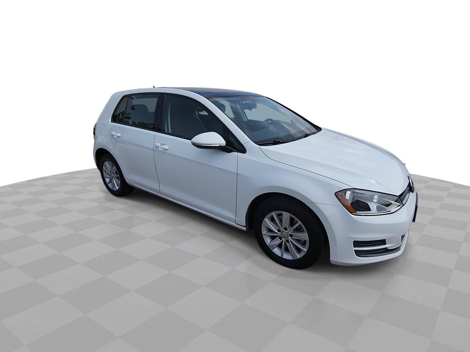 Used 2016 Volkswagen Golf S FWD image 2