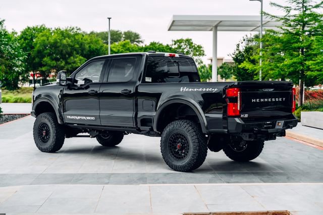 New 2026 Ford F250 Lariat w/ Black Appearance Package AWD/4WD image 17