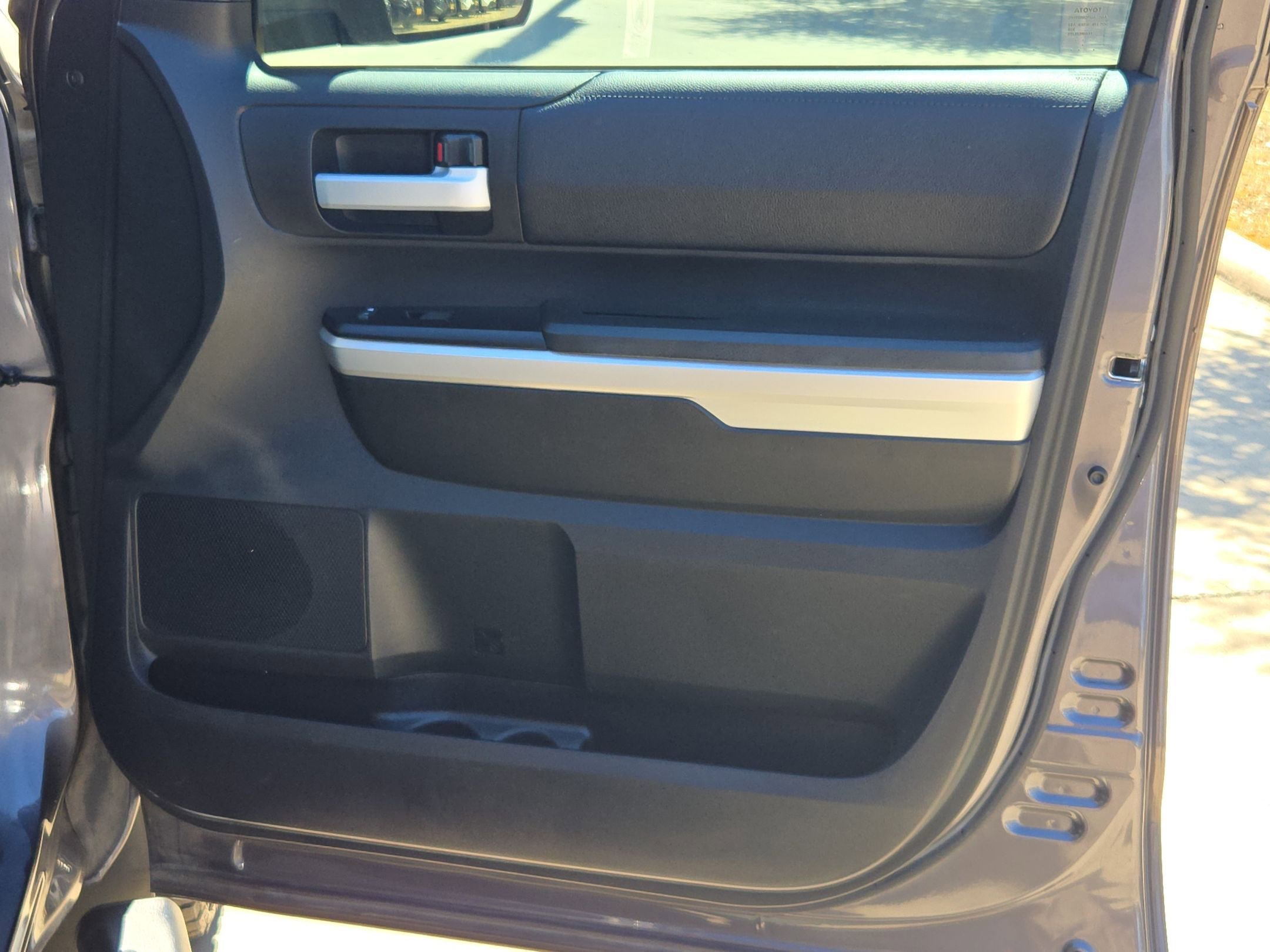 Used 2017 Toyota Tundra SR5 image 29