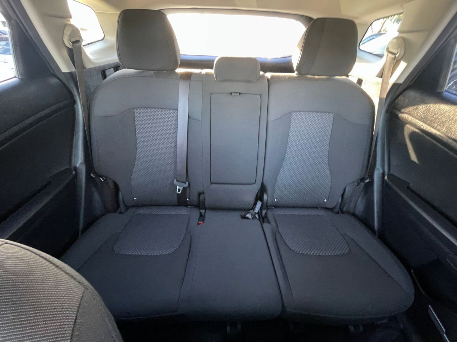 Used 2025 Kia Sportage LX FWD image 38