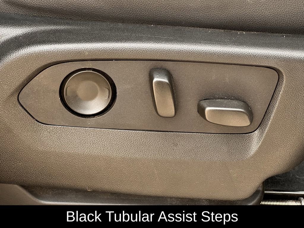 Used 2024 Chevrolet Tahoe Z71 w/ Z71 Off-Road Package image 32