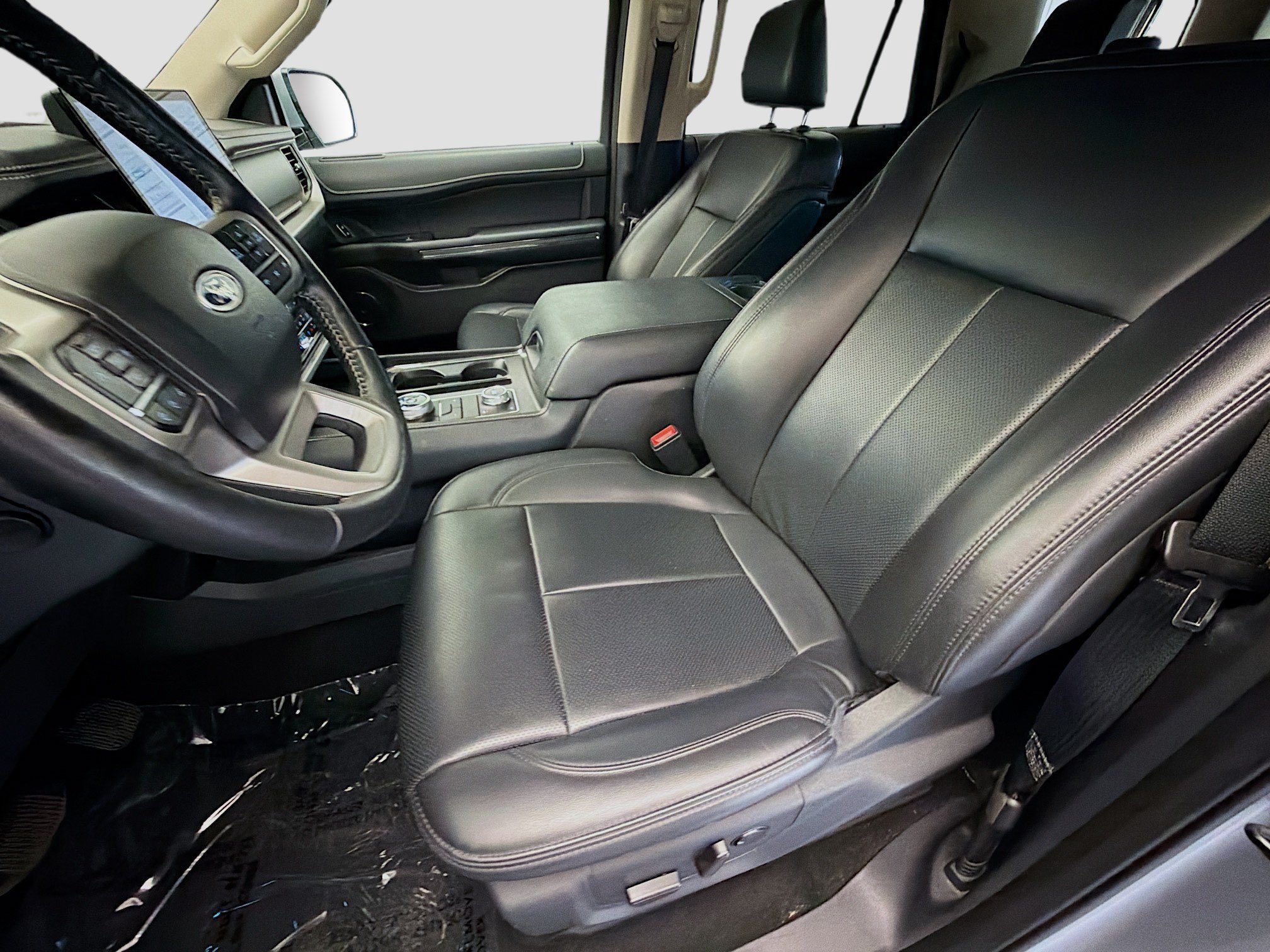 Used 2024 Ford Expedition XLT AWD/4WD image 11