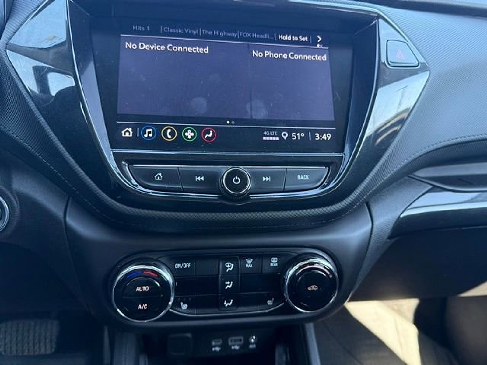 Used 2023 Chevrolet TrailBlazer LT w/ Convenience Package AWD/4WD image 18