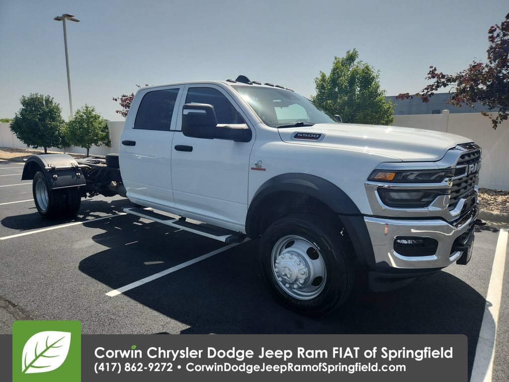 Used 2025 RAM 5500 Tradesman AWD/4WD image 2