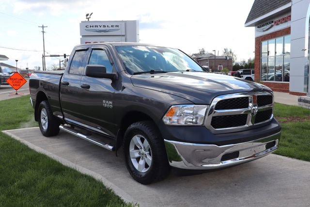 Used 2017 RAM 1500 ST w/ SXT Appearance Group AWD/4WD image 2